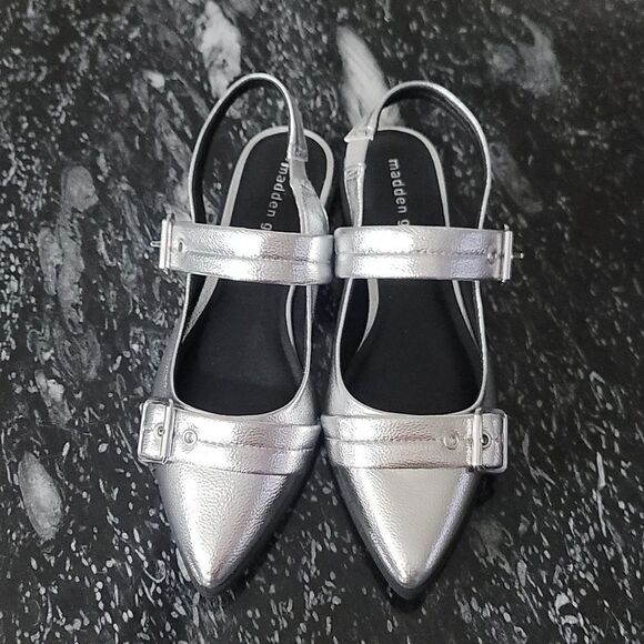 BRAND NEW MADDEN GIRL ELEGANT POINTED TOE SLINGBACK SANDAL G1 - Picture 2 of 15